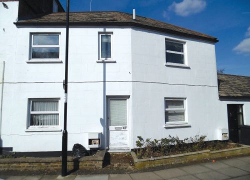2 Bed House for Sale in Catford