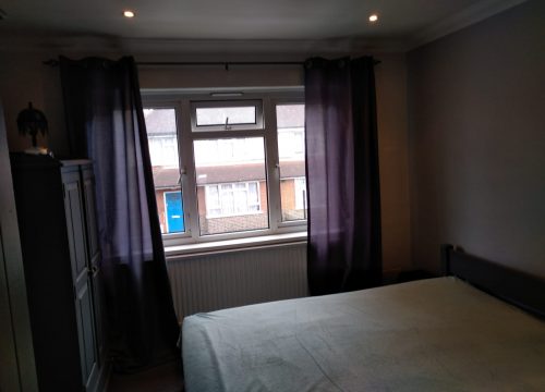 1 Bed Flat to Let in Newham