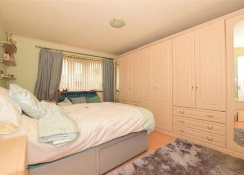 3 Bedroom Bungalow for rent in Erith