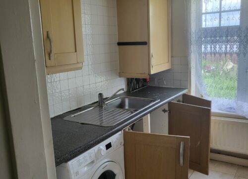 2 bed flat @ Thamesmead for sale