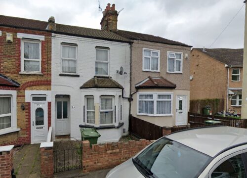 Three Lovely Bedroom House at Erith For Sale