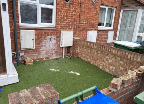 Two bed Terraced House for Sale in Thamesmead, London SE28